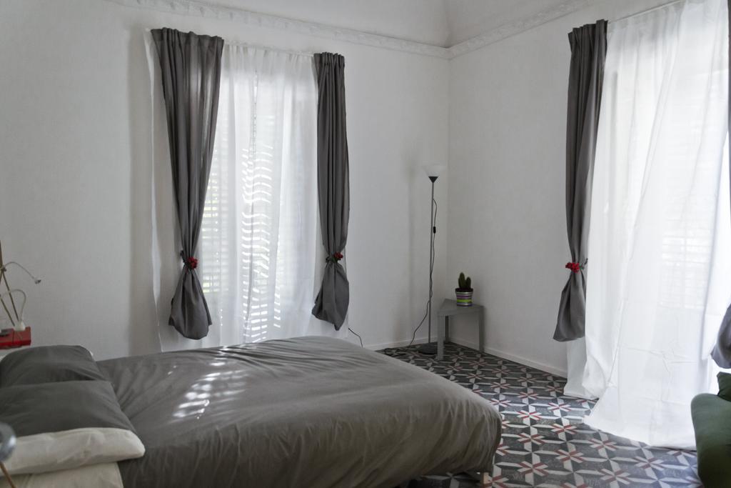 A Casa Di Chiara Hotel ปาแลร์โม ห้อง รูปภาพ