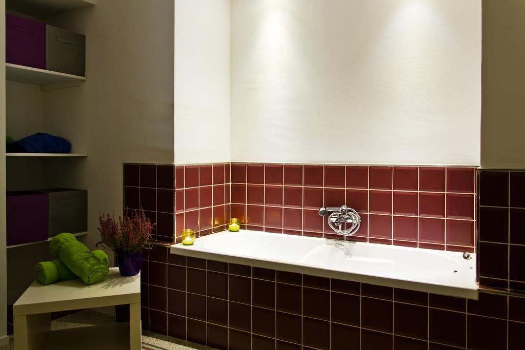 A Casa Di Chiara Hotel ปาแลร์โม ภายนอก รูปภาพ